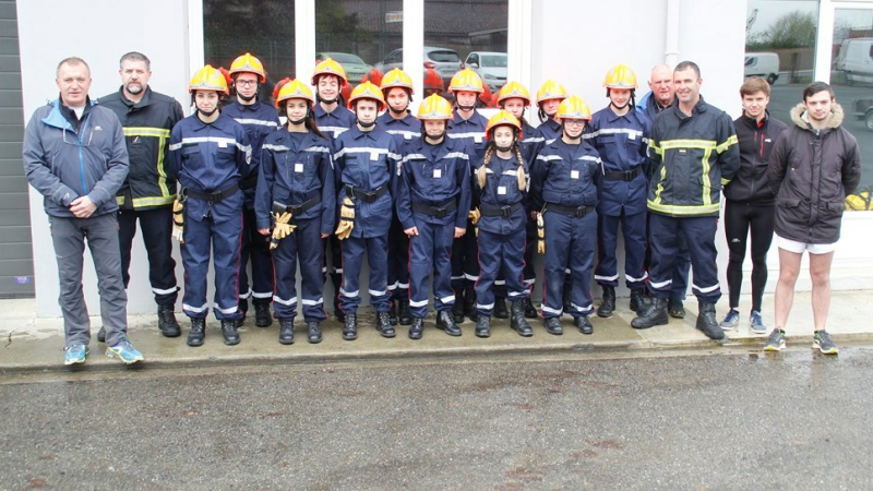 Les Cadets de l’Astarac, jeunes sapeurs pompiers en formation.