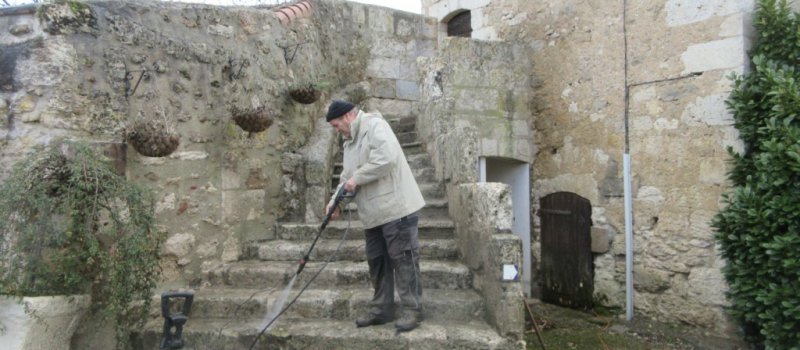 Préparation de la saison touristique.