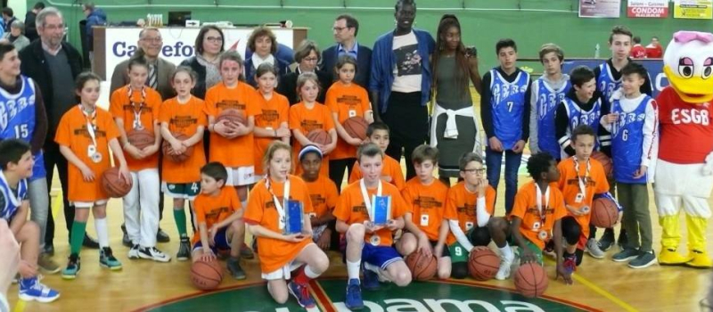Basket ball : Léo Lataste et Marie Seyller remportent le Trophée Michel Commères 