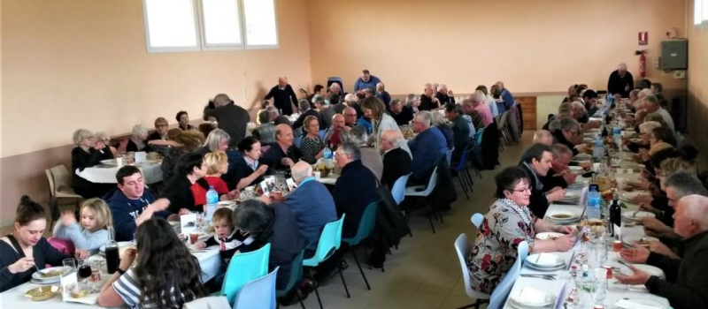 Carton plein pour le banquet des chasseurs