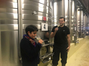 Karine Izco, et le Maître de chai, Baptiste Labenne