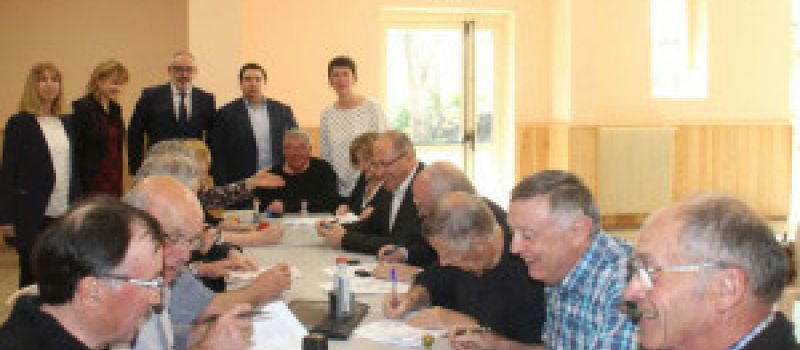 Les maires ont signé la convention avec la DDFIP
