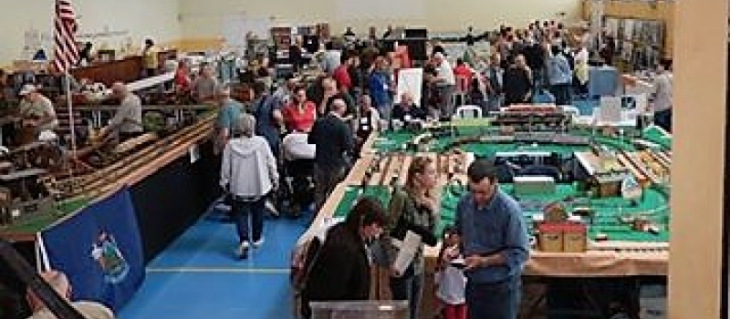 Belle affluence pour le salon du modélisme