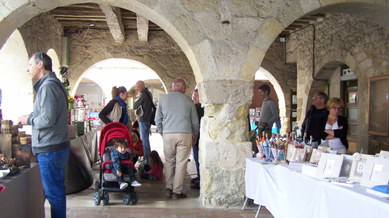 Premier marché artisanal et gourmand sous le soleil de Saint-Clar