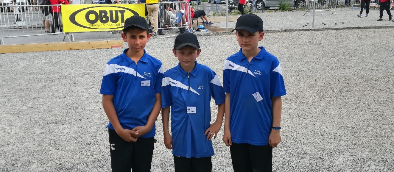 ​​​​​​​Le Podium pour les jeunes de l’Ecole de Pétanque