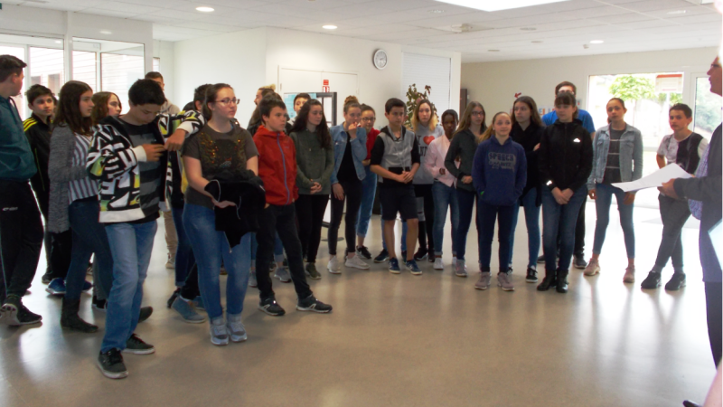 Rencontre entre les professionnels de la Cité Saint Joseph et les quatrièmes du Collège Pasteur