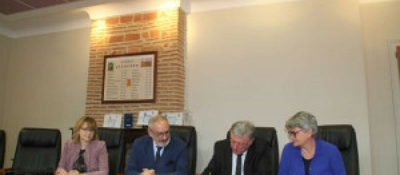 Le maire a signé une convention avec les Finances publiques