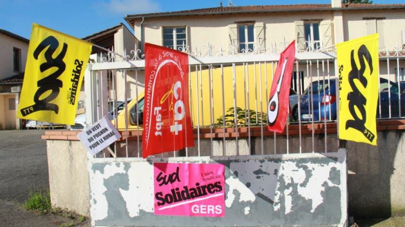 Rencontre des militants vicois avec les postiers lislois