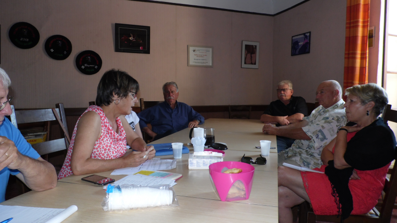 Les "Amis du Lartet" en réunion de bureau samedi