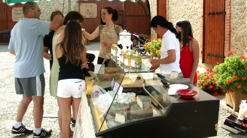 Vide-grenier, marché fermier