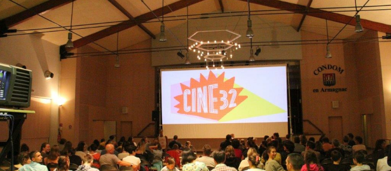 Cinéma de plein air bien à l'abri !
