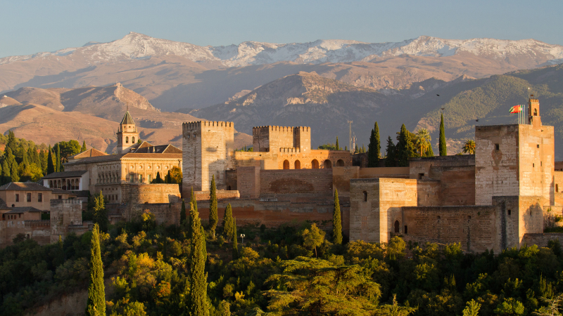 Photos de l'Alhambra à Saint-Clar à la galerie "Lumières de Lomagne"