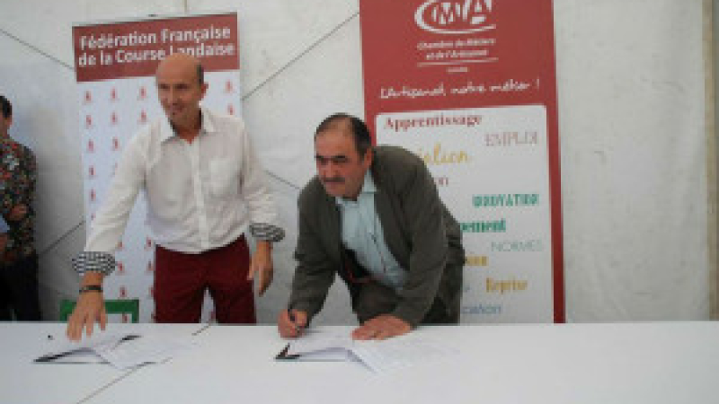 Le  partenariat sportif et professionnel a été signé