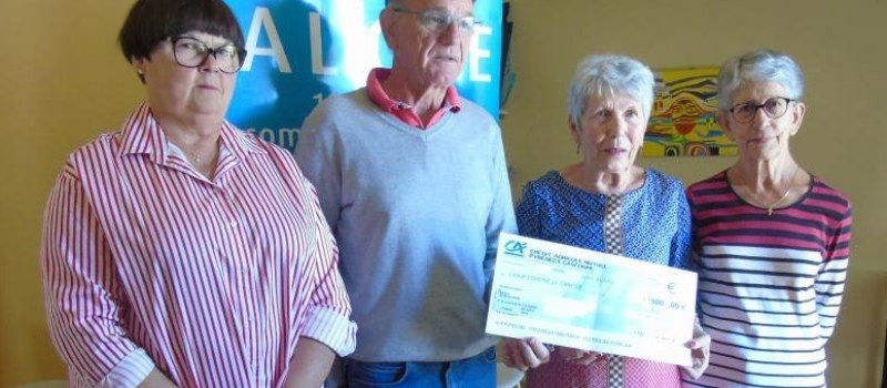 La Varangue de Vic-Fezensac remet un chèque de 1500 euros à La Ligue