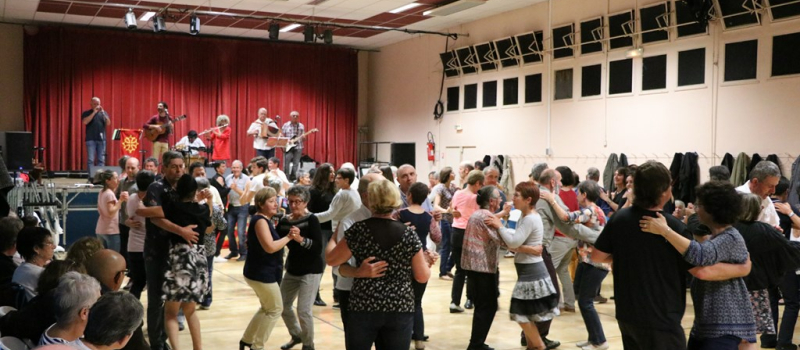 9° Trad'Oc Tomnales, danses traditionnelles