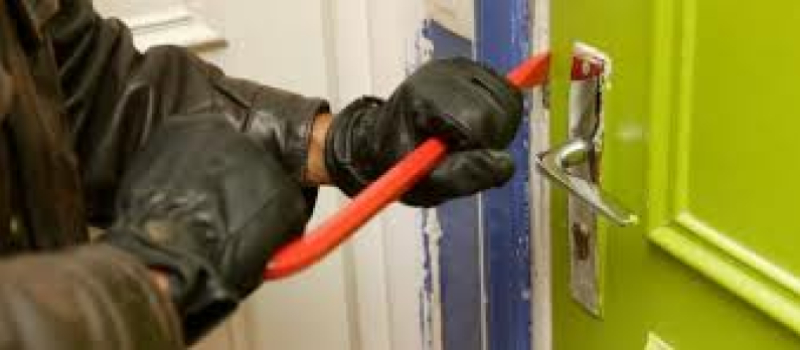 Deux jeunes voleurs pris sur le fait