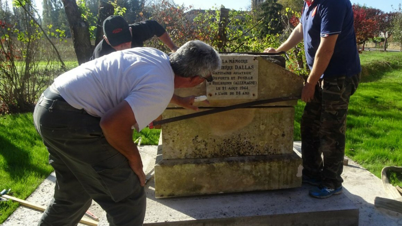Une commémoration exceptionnelle après le déplacement du monument aux morts 