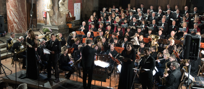 Un concert pour la paix par la philharmonique 