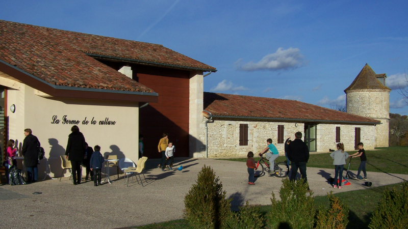 Bourse aux jouets pour une bonne cause, à la Ferme de la culture 