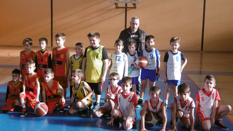 BASKET  Tournoi des mini-poussins organisé par le BCM