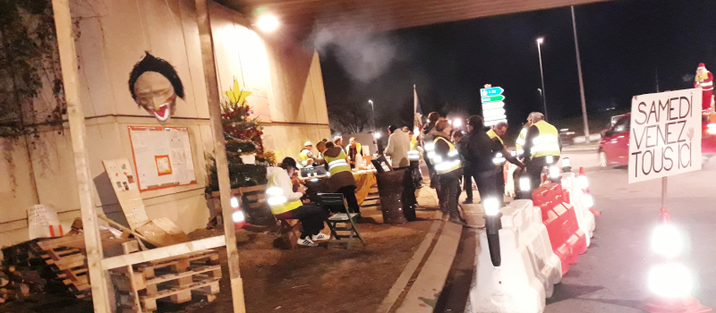 Rond-point des Justes : Les Gilets jaunes ne baissent pas la garde