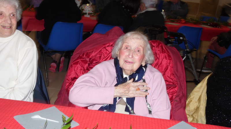 Quatre-vingt-dix personnes au goûter de Noël de l'Adom