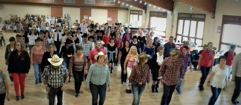 Dimanche, on danse country !