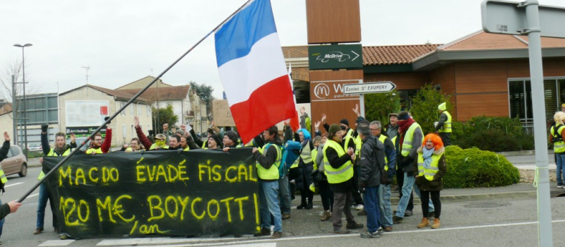 Les Gilets Jaunes en ordre groupé