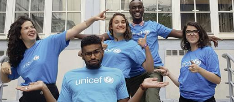 Devenez jeune ambassadeur bénévole de l'UNICEF !