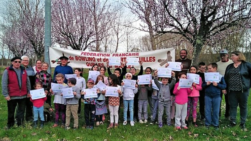 Les quilles au maillet séduisent les plus jeunes