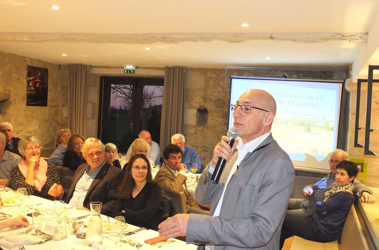 Francis Duranthon pendant son exposé