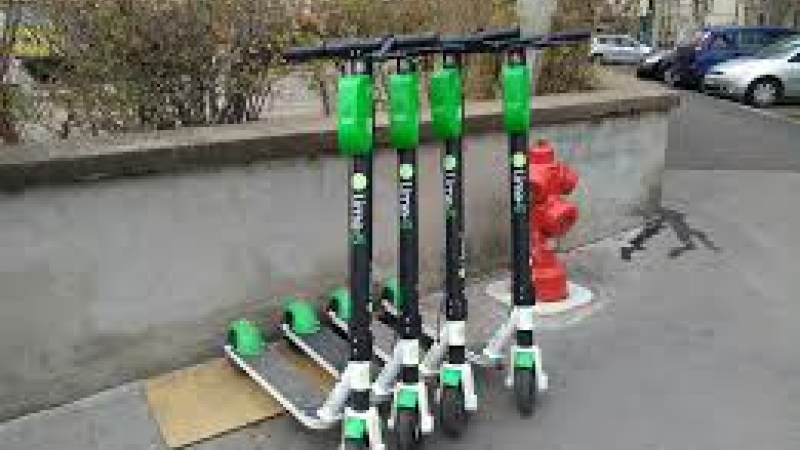 Des trottinettes électriques en libre service