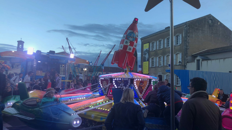 Fête foraine et vide-greniers