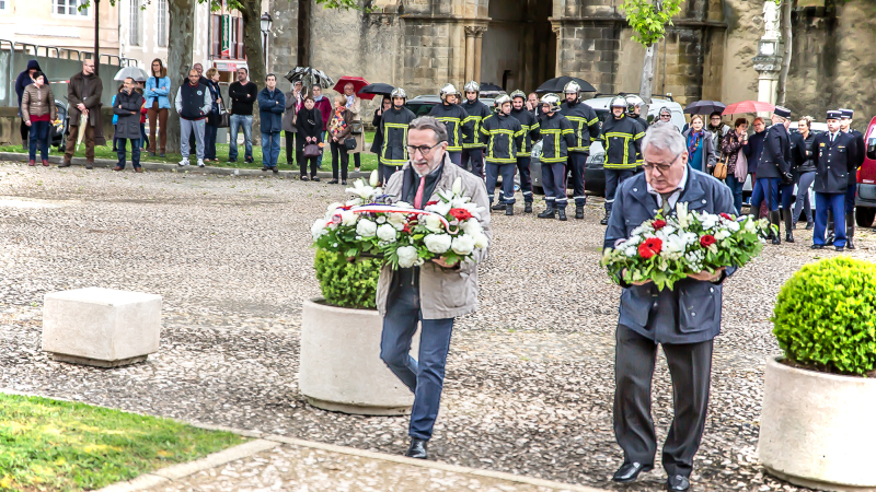 Une cérémonie sous la pluie pour le 8 mai à Nogaro