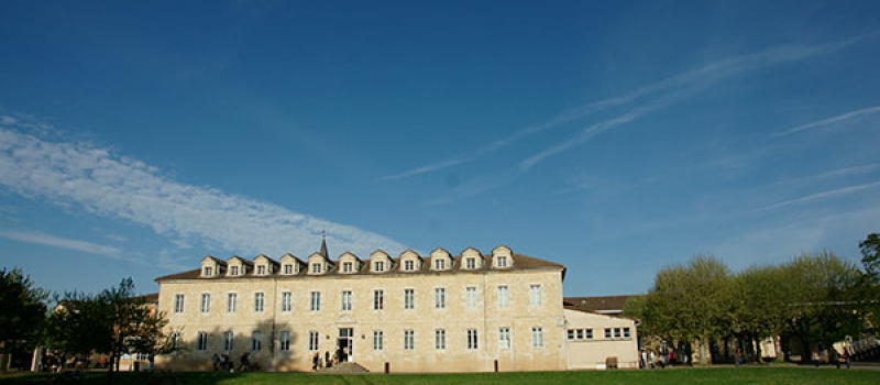 Joyeux anniversaire au Lycée Bossuet