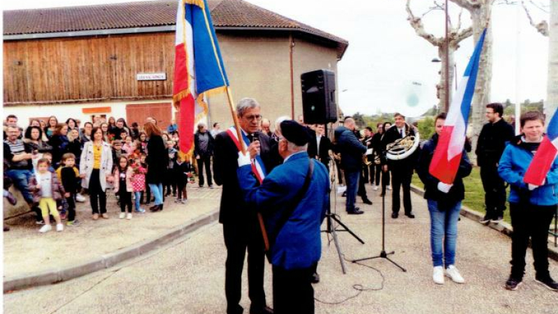 Un drapeau neuf pour les anciens combattants