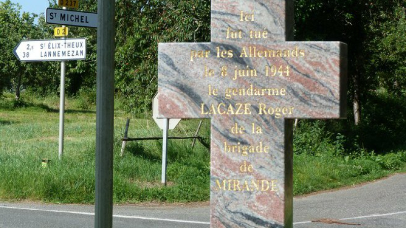 Soixante-quinze ans après, le village de  Moncassin n'a pas oublié. 