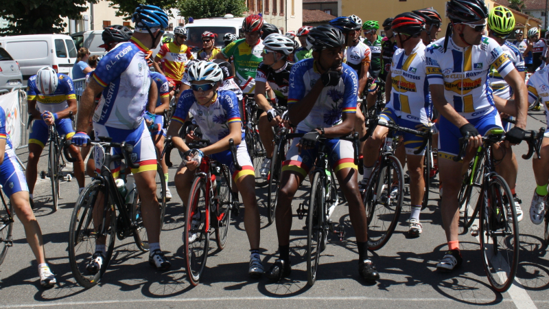 Le bourg dans la roue de la dynamique cycliste