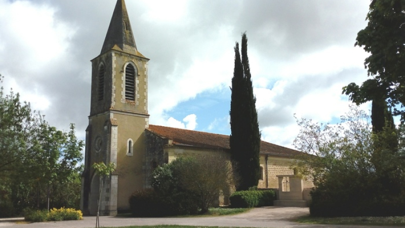 Une église, une rencontre, un village