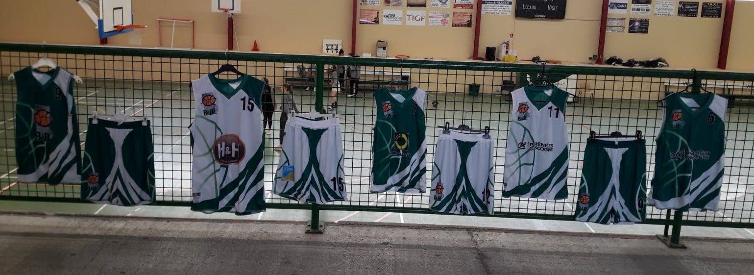 Un salle mythique, un club célèbre, des maillots de "pro" : c'est le basket, c'est le BABC !