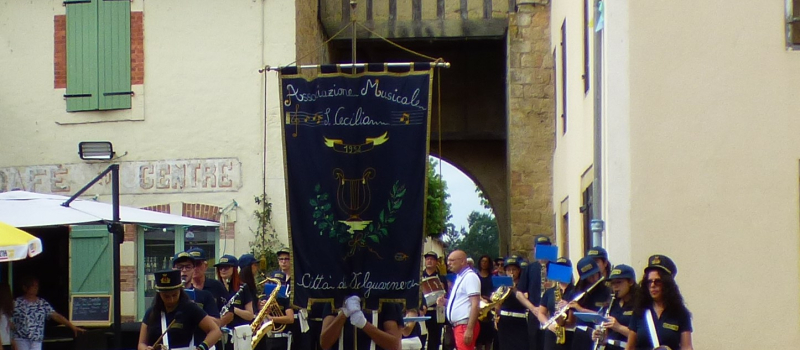 Une  fête locale toute en musique