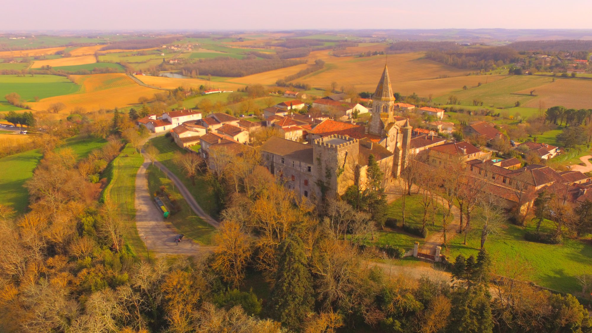Montaut-les-Créneaux - Photo Laurent Lainé