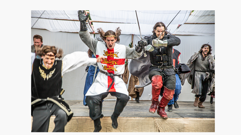 Festival d’Artagnan: le roi Arthur et ses chevaliers sont venus la veille  