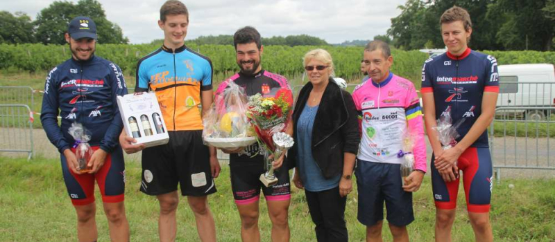 Le prix cycliste d’Arech a eu lieu