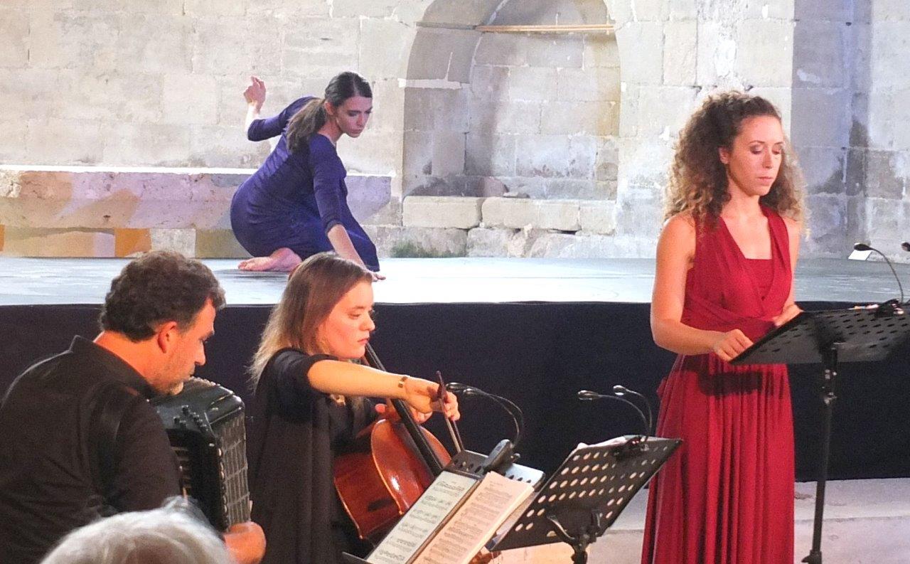 Christine Gouffé interprète Bach