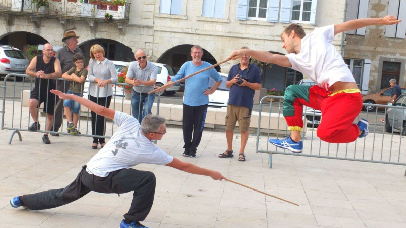Venez découvrir la canne de combat !
