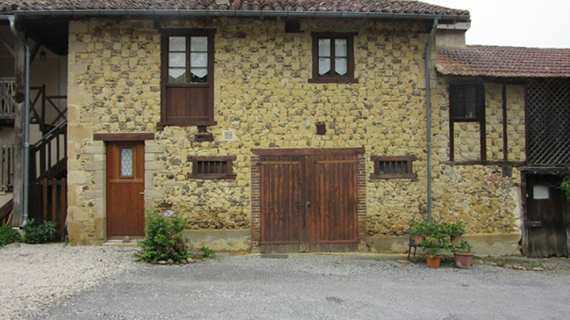 "Ces curieux murs en damiers de l'Astarac et du Magnoac"