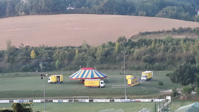 Le cirque Piccolino sillonne la France et a fait escale à Duran
