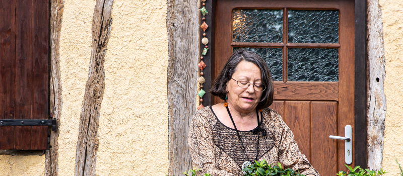 Françoise Vignet, poète à Avéron-Bergelle  