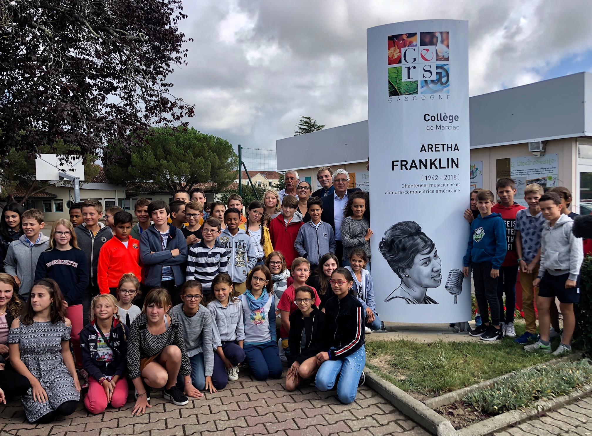 Devant le collège, lors de la visite du président du conseil départemental, ce 11 septembre - Photo JBW